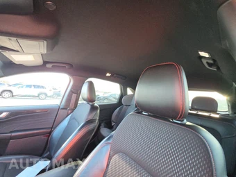 2025 Ford Escape ST-Line - miniatura 18