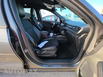 2025 Ford Escape ST-Line - miniatura 8