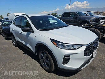 2025 Ford Escape ST-Line - miniatura 3