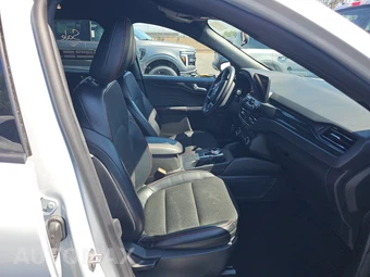 2025 Ford Escape ST-Line - miniatura 8