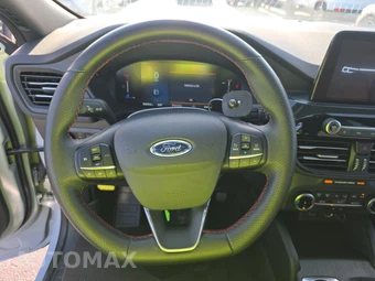2025 Ford Escape ST-Line - miniatura 10