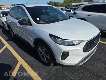 2025 Ford Escape ST-Line - miniatura 3