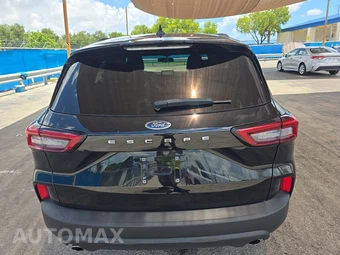 2025 Ford Escape ST-Line - miniatura 5