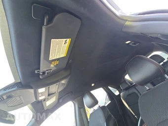 2025 Ford Escape ST-Line - miniatura 14