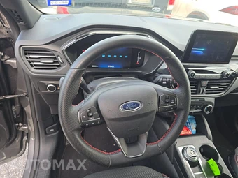 2025 Ford Escape ST-Line - miniatura 15