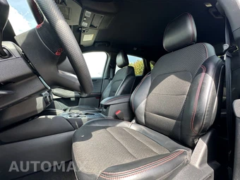2025 Ford Escape ST-Line - miniatura 9