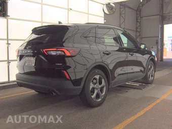 2025 Ford Escape ST-Line - miniatura 4