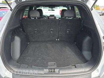 2025 Ford Escape ST-Line - miniatura 17