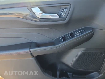 2025 Ford Escape ST-Line - miniatura 15