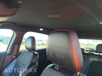 2025 Ford Escape ST-Line - miniatura 17