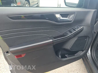 2025 Ford Escape ST-Line - miniatura 9