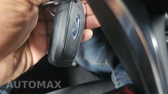2025 Ford Escape ST-Line - miniatura 17