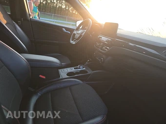 2025 Ford Escape ST-Line - miniatura 8