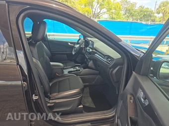 2025 Ford Escape ST-Line - miniatura 8