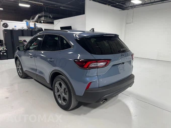 2025 Ford Escape ST-Line - miniatura 9