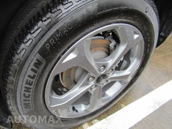 2025 Ford Escape ST-Line - miniatura 14