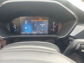 2025 Ford Escape ST-Line - miniatura 18