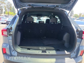 2025 Ford Escape ST-Line - miniatura 11