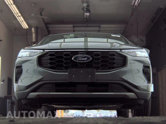 2025 Ford Escape ST-Line - miniatura 3