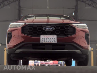 2025 Ford Escape ST-Line - miniatura 3