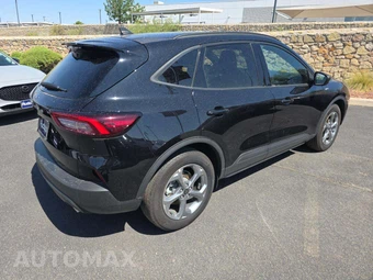 2025 Ford Escape ST-Line - miniatura 3