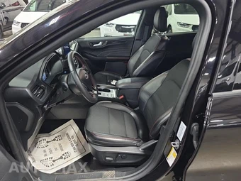 2025 Ford Escape ST-Line - miniatura 13
