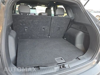 2025 Ford Escape ST-Line - miniatura 17