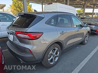 2025 Ford Escape ST-Line - miniatura 4