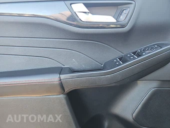 2025 Ford Escape ST-Line - miniatura 15