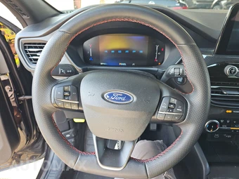 2025 Ford Escape ST-Line - miniatura 10