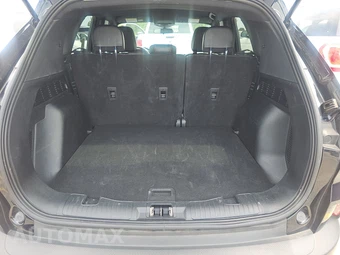 2025 Ford Escape ST-Line - miniatura 16