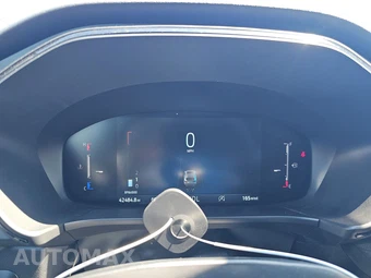2025 Ford Escape ST-Line - miniatura 8