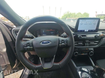 2025 Ford Escape ST-Line - miniatura 7