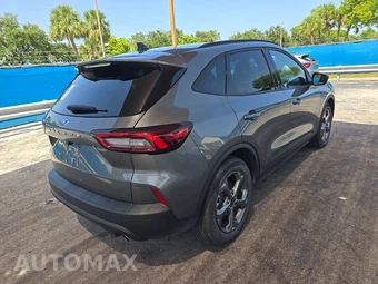 2025 Ford Escape ST-Line - miniatura 4