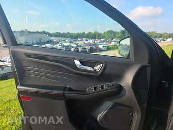 2025 Ford Escape ST-Line - miniatura 9