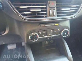 2025 Ford Escape ST-Line - miniatura 10