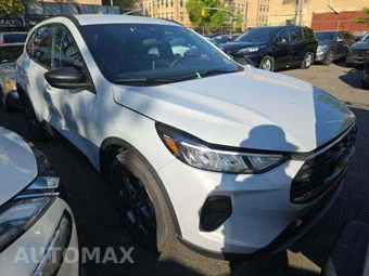 2025 Ford Escape ST-Line - miniatura 4