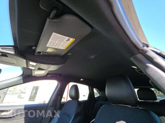 2025 Ford Escape ST-Line - miniatura 11