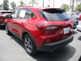2025 Ford Escape ST-Line - miniatura 10
