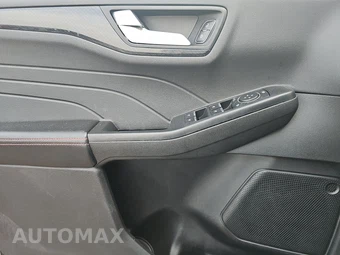 2025 Ford Escape ST-Line - miniatura 15