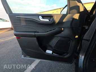 2025 Ford Escape ST-Line - miniatura 15