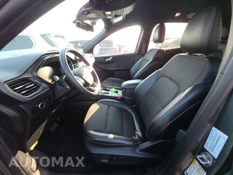 2025 Ford Escape ST-Line – miniatura 13