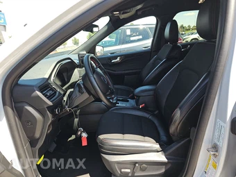2025 Ford Escape ST-Line - miniatura 13