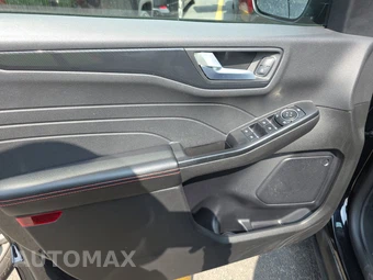 2025 Ford Escape ST-Line - miniatura 9