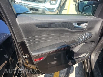 2025 Ford Escape ST-Line - miniatura 9