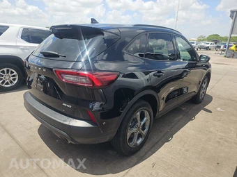 2025 Ford Escape ST-Line - miniatura 4
