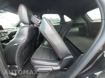2025 Ford Escape ST-Line - miniatura 13