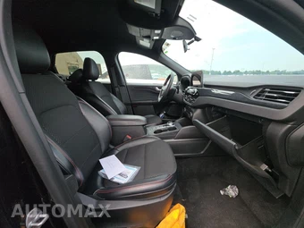 2025 Ford Escape ST-Line - miniatura 8