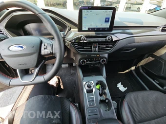 2025 Ford Escape ST-Line - miniatura 17