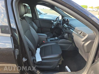 2025 Ford Escape ST-Line - miniatura 14